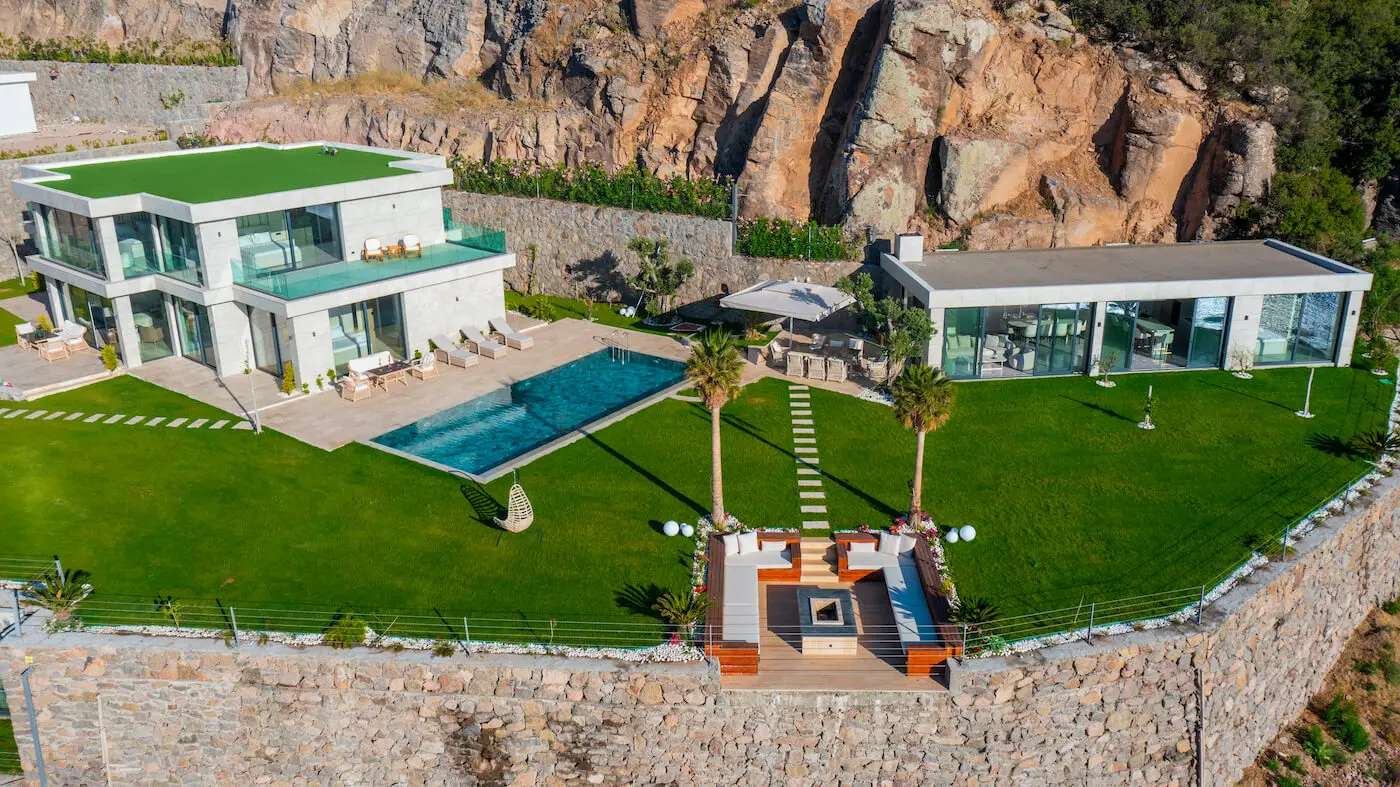 Property in Turkbuku